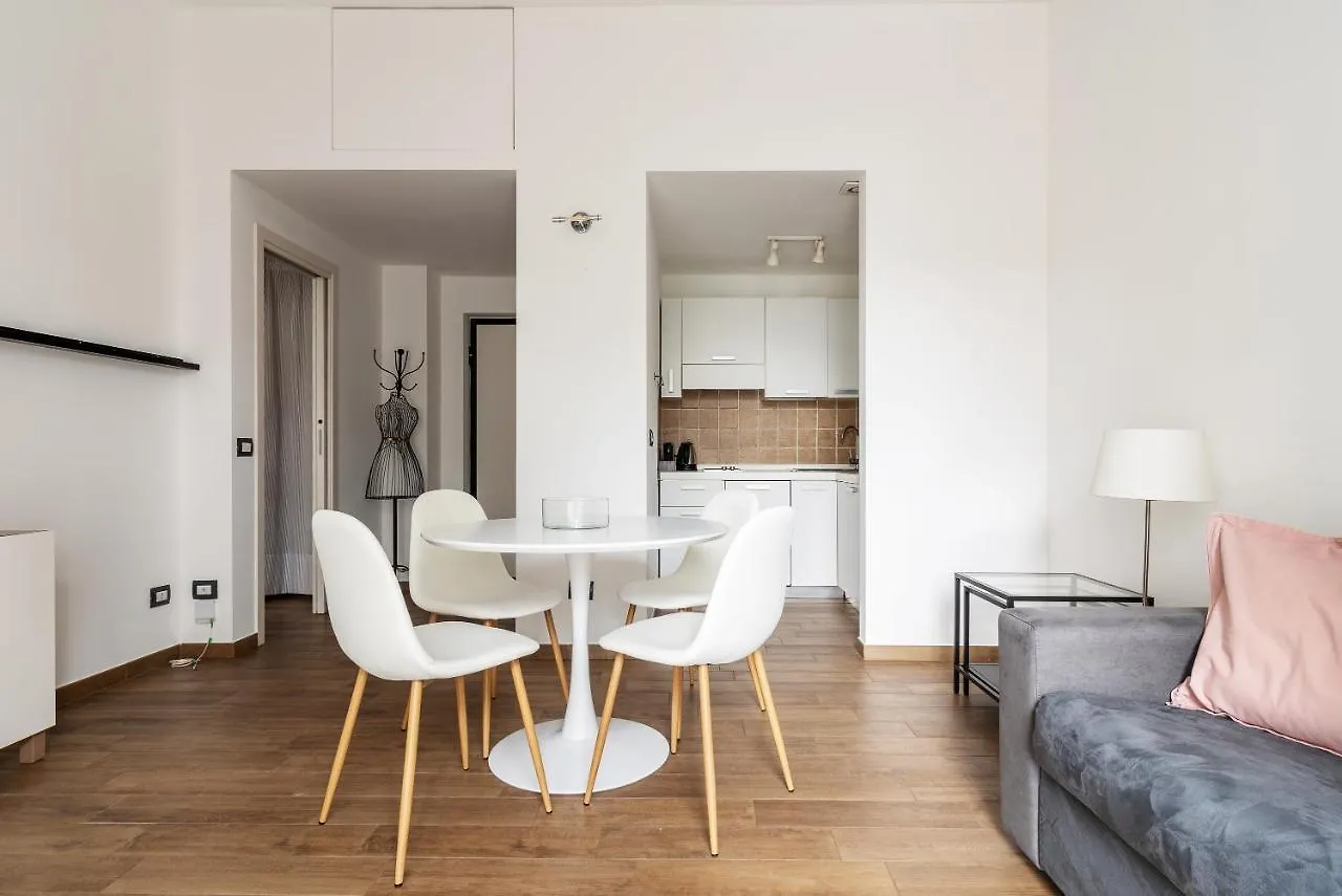 Easyhomes-Sabotino Milán