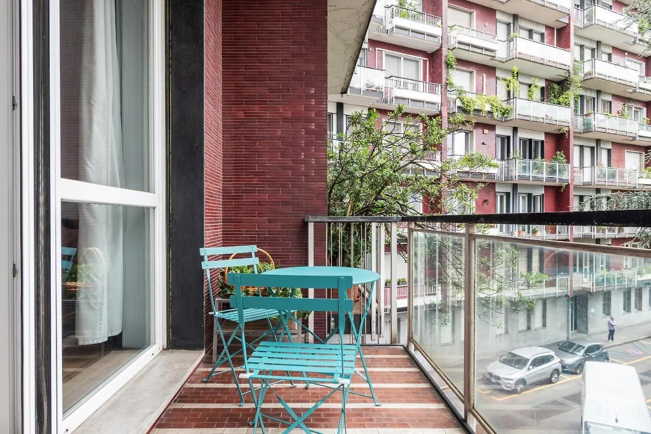 Easyhomes-Sabotino Milán Italia