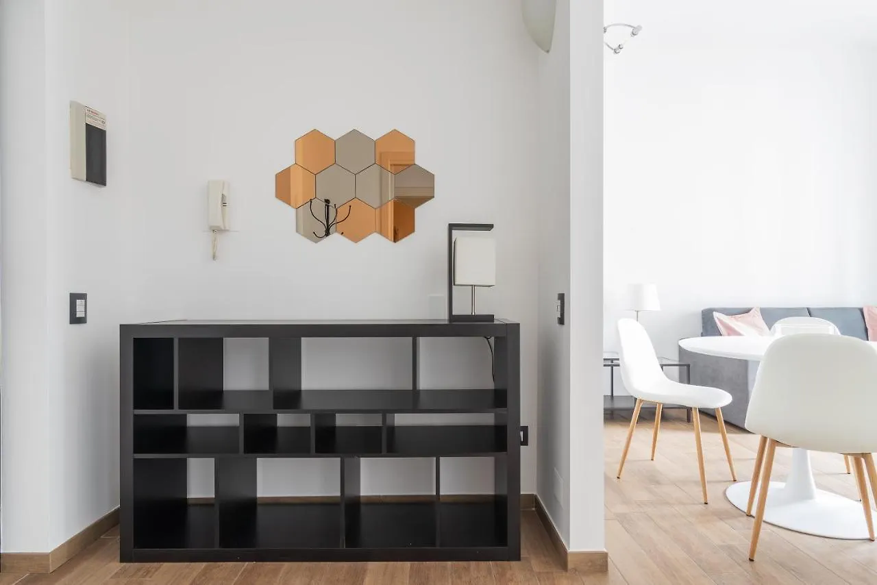 Easyhomes-Sabotino Milán